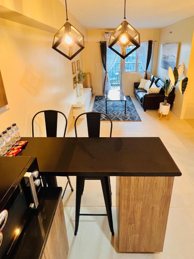 Appartement * *P Fantastic 2Br Option For 8 à Iloilo Extérieur photo