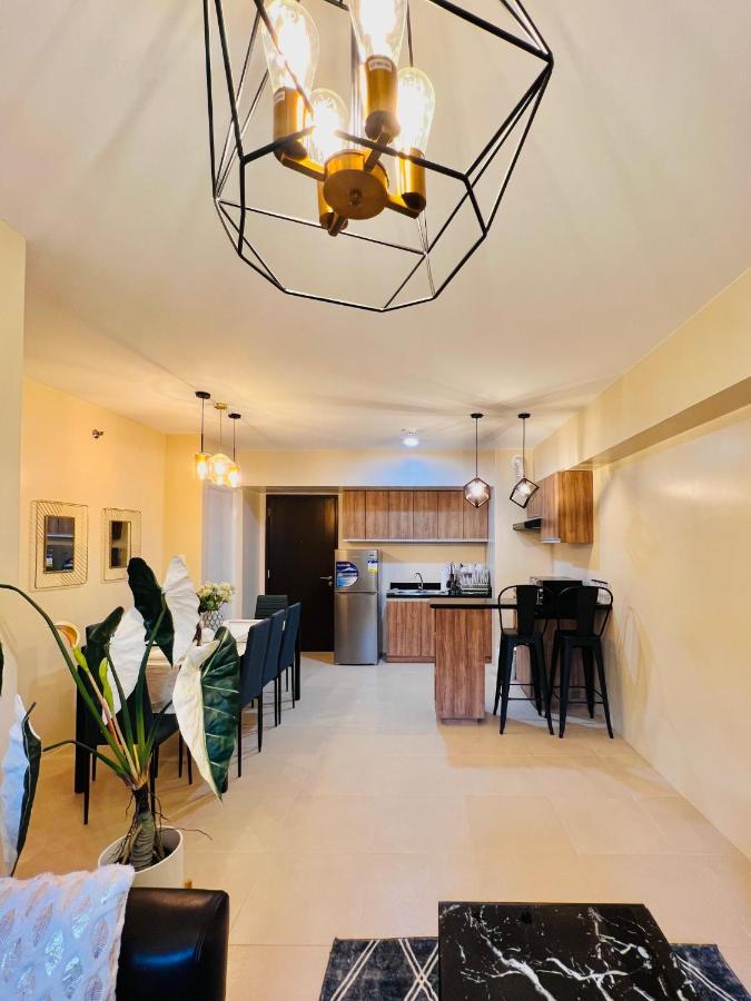 Appartement * *P Fantastic 2Br Option For 8 à Iloilo Extérieur photo