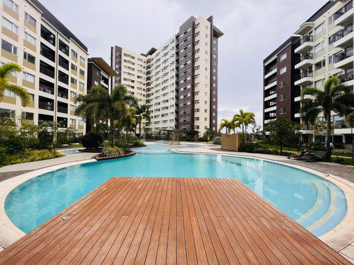 Appartement * *P Fantastic 2Br Option For 8 à Iloilo Extérieur photo